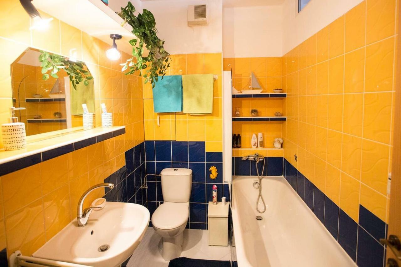 Cozy Apartment Btw Centre And Airport - Private Host - No Invoice Bratislava Extérieur photo